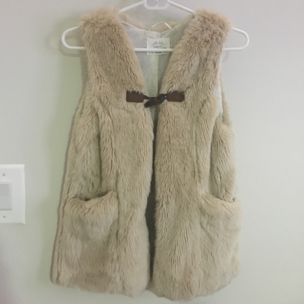 Faux- fur vest
